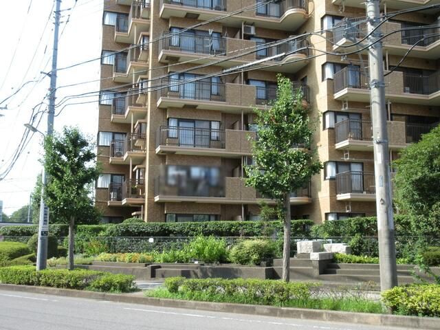 3LDK Apartment for Sale in Saitama City, Saitama - Thumbnail 3