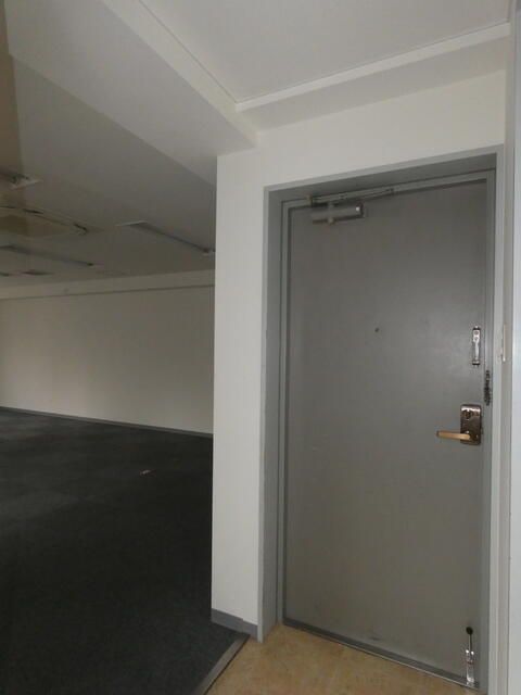 Office for Rent in Asakusabashi, Taito-ku, Tokyo - Thumbnail 4