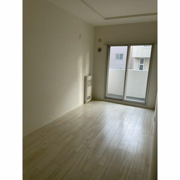3LDK Apartment for Rent in Central Sapporo, Hokkaido - Thumbnail 3