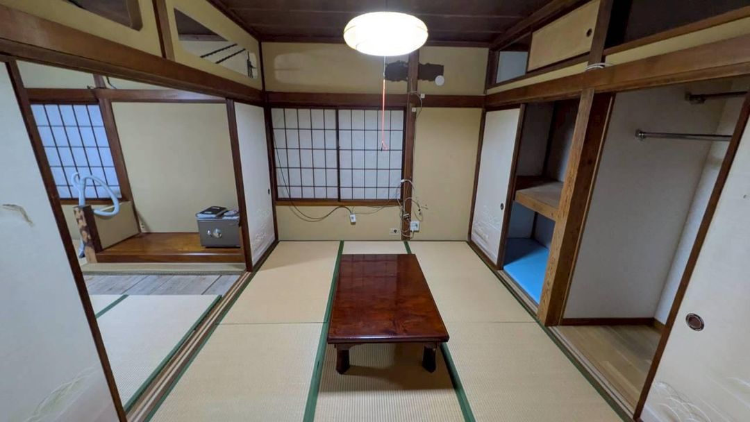 1970 Wooden House for Sale in Kashiwaizaki, Niigata - Thumbnail 2