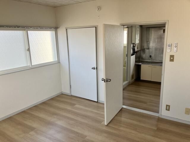 1K Apartment for Rent in Kitakami, Iwate - 29,000 Yen - Thumbnail 4