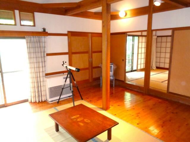 1979 Detached House on 349sqm Land in Hokuto, Yamanashi - Thumbnail 2
