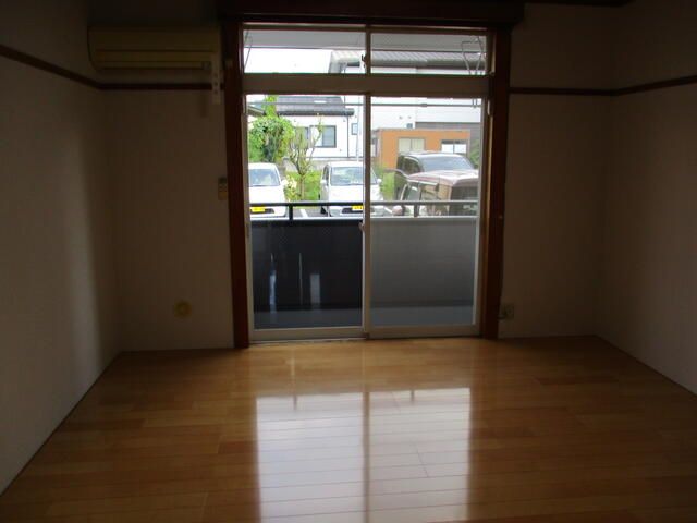 1K Apartment for Rent in Yamagata City, Yamagata - Thumbnail 4