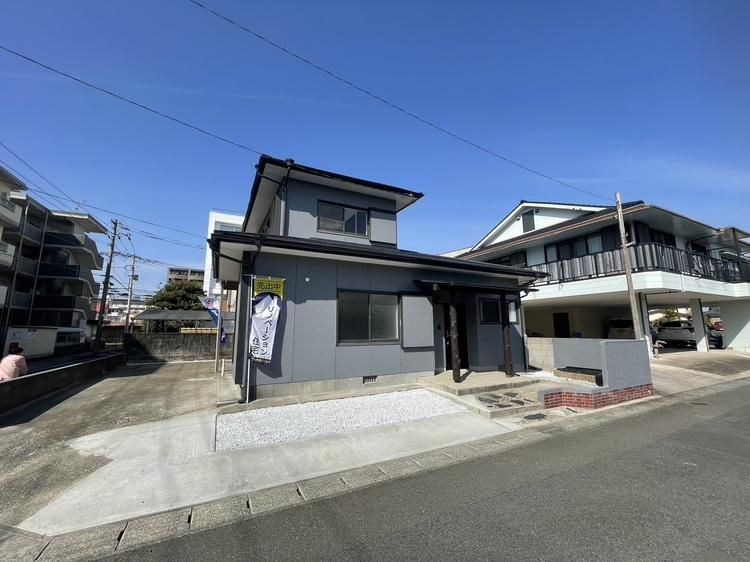 Renovated 3LDK House with Parking in Miyazaki City - Thumbnail 2