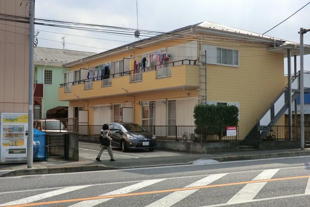 2DK Apartment for Rent in Kojimae, Yokohama - 40 sqm - Thumbnail 2