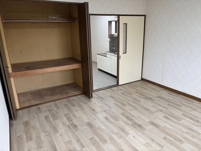 1K Apartment for Rent in Yonezawa, Yamagata – 26.5 sqm - Thumbnail 3