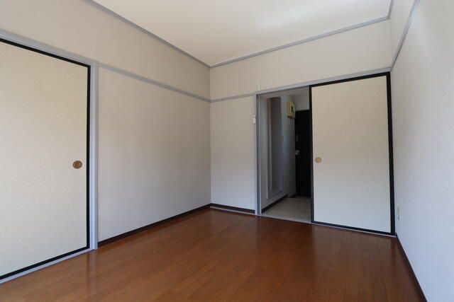 1K Apartment for Rent in Taihaku Ward Sendai 20 sqm - Thumbnail 4