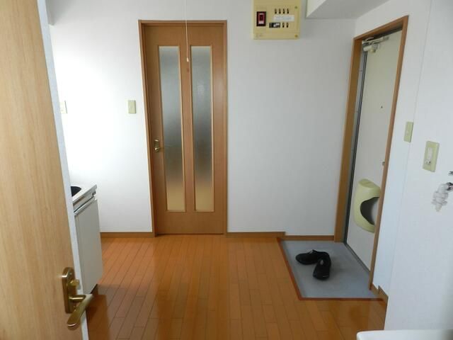 1K Apartment for Rent in Fukushima City, 24 sqm - Thumbnail 2