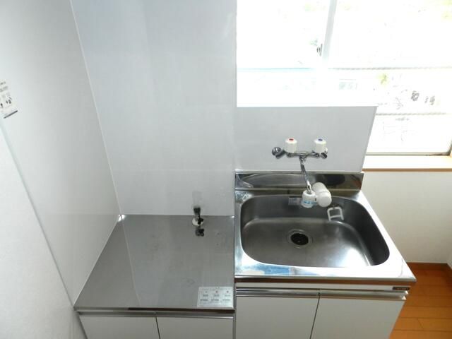 1K Apartment for Rent in Fukushima City, 24 sqm - Thumbnail 4