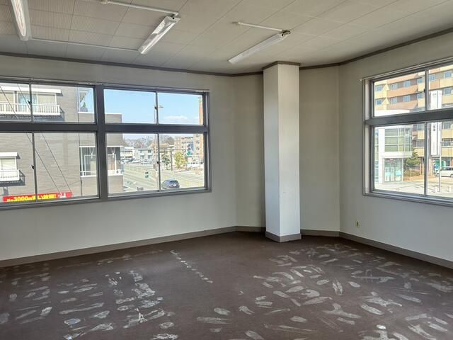 Commercial Shop Unit for Rent near Yamagata Station - Thumbnail 2