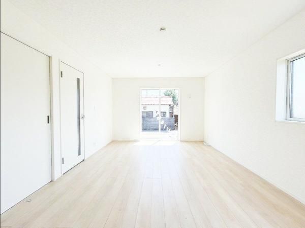 New 4LDK House for Sale in Hiratsuka, Kanagawa - 2025 Build - Thumbnail 4
