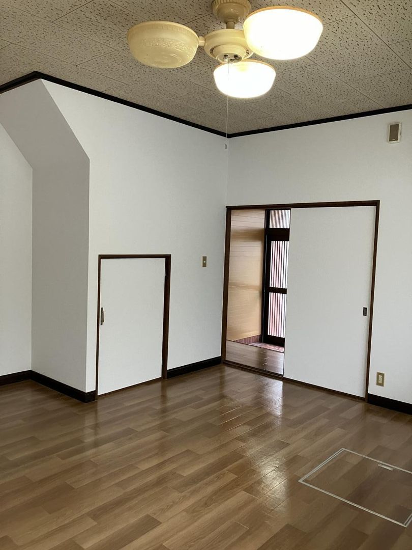 3LDK Detached House for Rent in Kanazawa, Ishikawa - Thumbnail 3