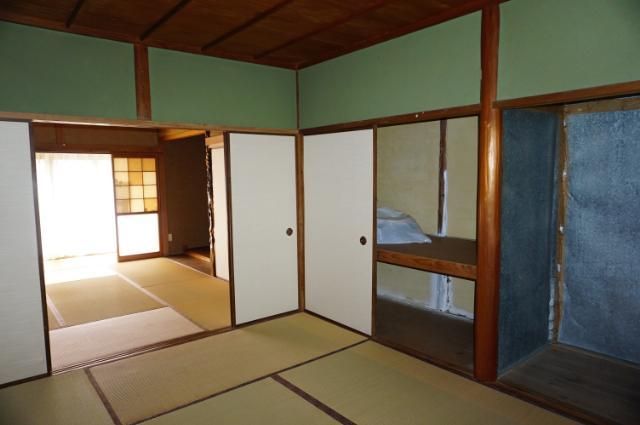 1969 7DK House on 267sqm Land in Fukuyama, Hiroshima - Image 22