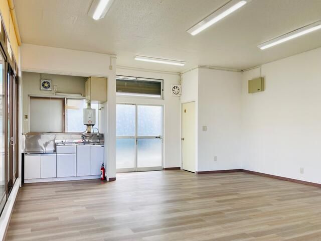 Shop/Office for Rent in Yamagata City, Yamagata Prefecture - Thumbnail 3
