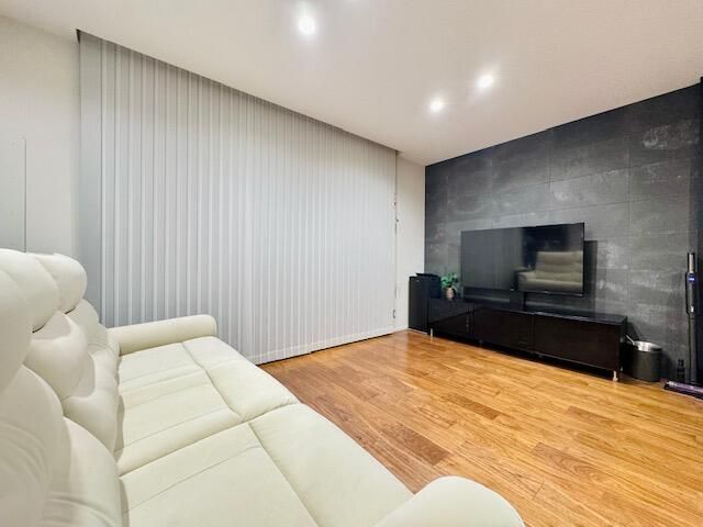 Modern 4SLDK House for Sale in Tamamura, Gunma - Thumbnail 3