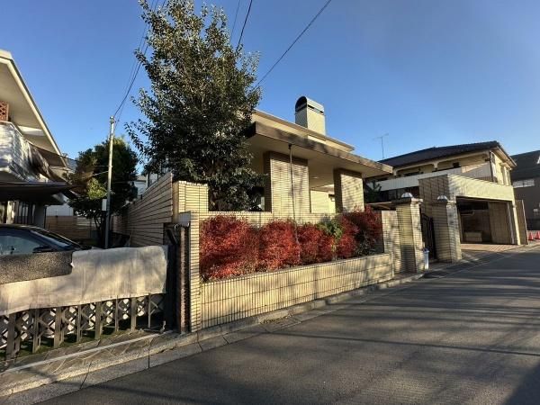 5LDK Detached House for Sale in Chofu, Tokyo with Leaseback - Thumbnail 2