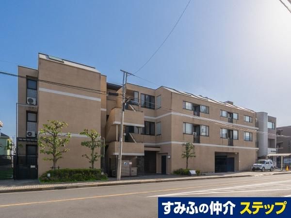 3LDK Condominium for Sale in Kunitachi, Tokyo - 81.31 sqm - Thumbnail 2
