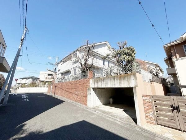 4SLDK Detached House for Sale in Tama City, Tokyo - Thumbnail 2