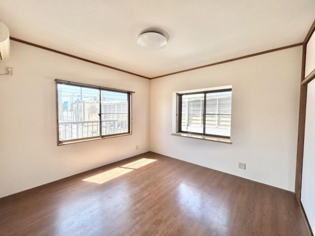 2LDK Apartment for Rent in Takasaki, Gunma | 65,000 Yen - Thumbnail 2