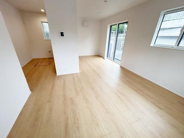 New 3LDK House in Mitaka, Tokyo | 2025 Build - Thumbnail 2