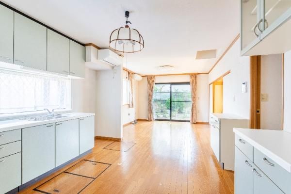 5LDK Detached House for Sale in Matsudo, Chiba with 3 Car Parking - Image 22