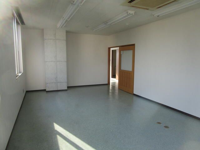 Office Space for Rent in Kiryu, Gunma - 88 sqm - Thumbnail 3
