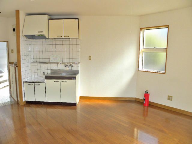 El House Apartment for Rent near Koriyama Station, Miyagi - Thumbnail 2
