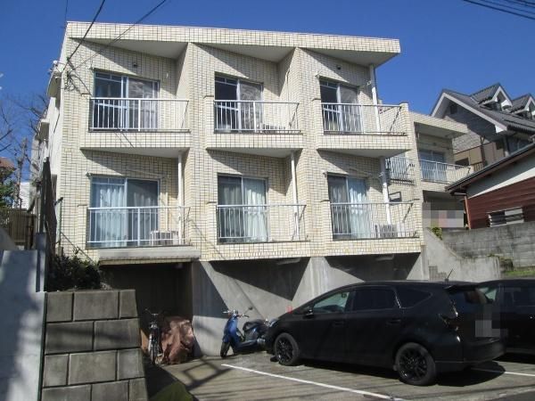 12-Unit Apartment Building for Sale in Tachikawa, Tokyo - Thumbnail 2