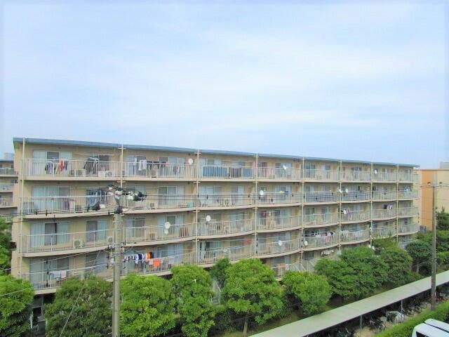 3LDK Apartment for Sale near Kemigawahama Station, Chiba - Thumbnail 2