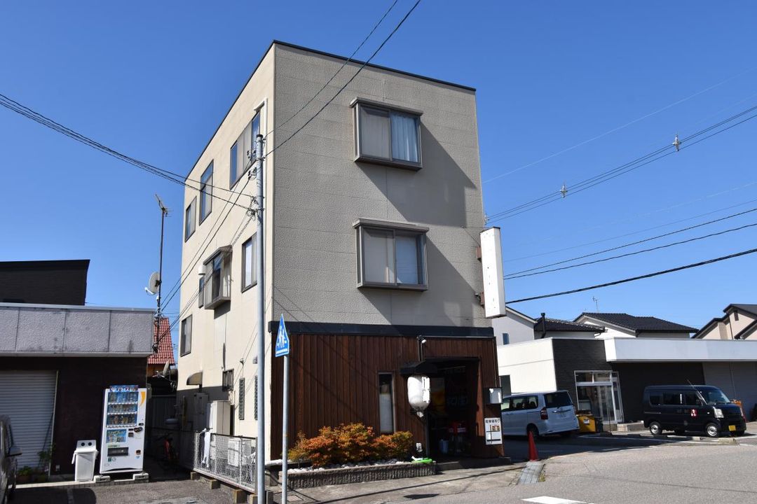 Shop with Residence for Sale in Kanazawa, Ishikawa - Thumbnail 2
