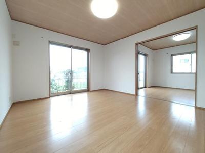 2017-Built 4LDK House in Quiet Koshigaya, Saitama — Image 2, Koshigaya, Saitama
