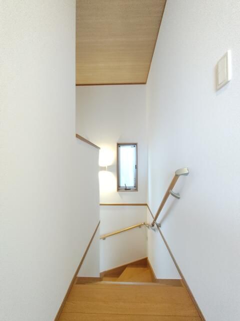 2017-Built 4LDK House in Quiet Koshigaya, Saitama - Main Image