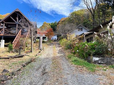 A villa surrounded by forest at the foot of the mountains in Kamitsukane: Villas, real estate, properties for sale, Hometown Information Center: Nationwide rural living property data — Image 1, Hokuto, Yamanashi
