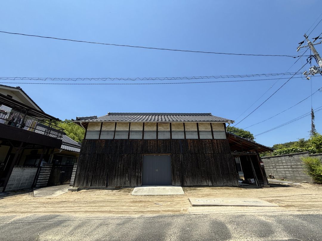 Spacious 9DK House in Kurashiki with Large Garden - Main Image