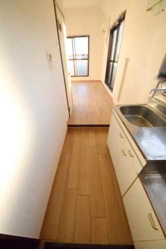 12-Unit Apartment Building for Sale in Kokubunji, Tokyo - Thumbnail 3