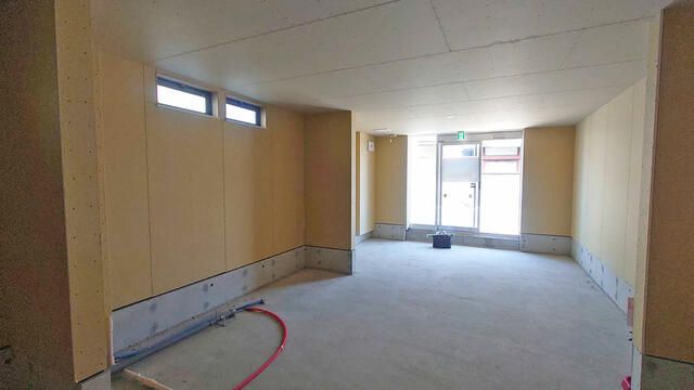 New Warehouse & Office Space for Rent in Hayama, Kanagawa - Thumbnail 3