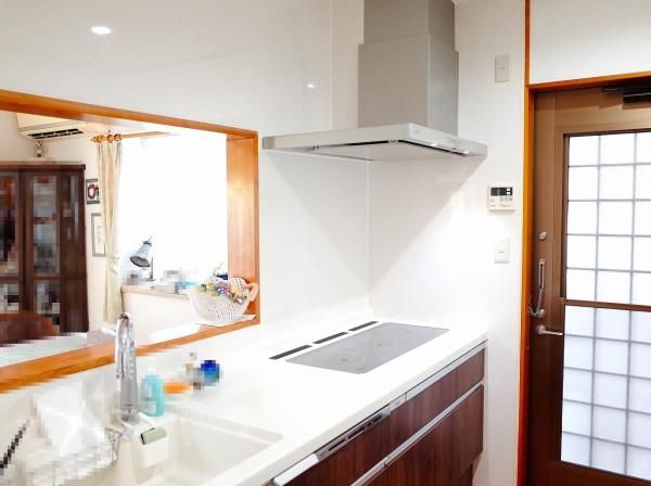 4LDK House for Sale in Ikoma, Nara - 113.44 sqm on 189.14 sqm Land - Main Image