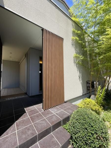 2LDK Detached House in Toda, Saitama | 125.35 sqm | Corner Lot - Thumbnail 2