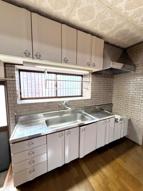4LDK Detached House for Sale in Iizuka, Fukuoka - Image 1