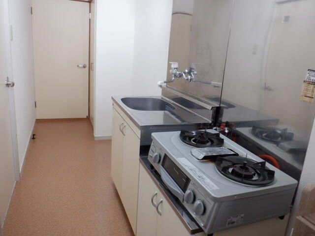 1K Apartment for Rent in Kasukabe, Saitama - Thumbnail 3