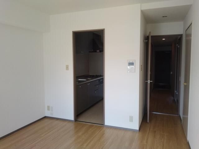 3LDK Apartment for Sale Near Kuragano Station in Takasaki, Gunma - Thumbnail 4