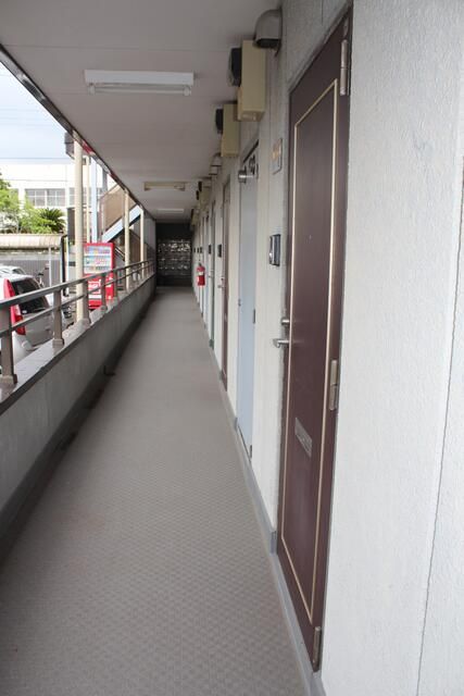 1K Apartment for Rent in Funabashi, Chiba - 33,000 Yen - Thumbnail 2