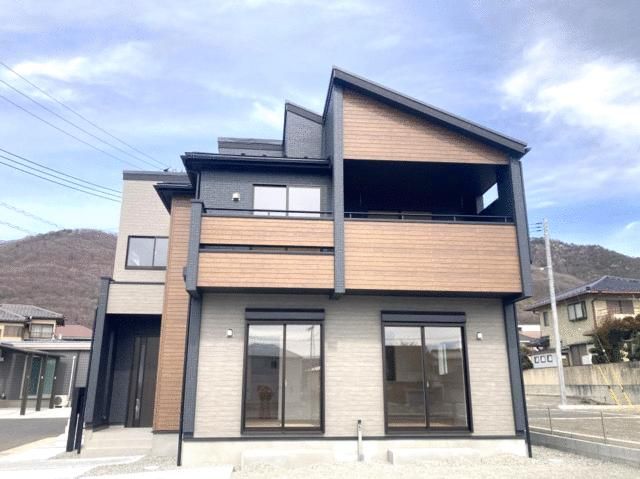 New 4LDK House for Sale in Kofu, Yamanashi - 2026 Completion - Thumbnail 3
