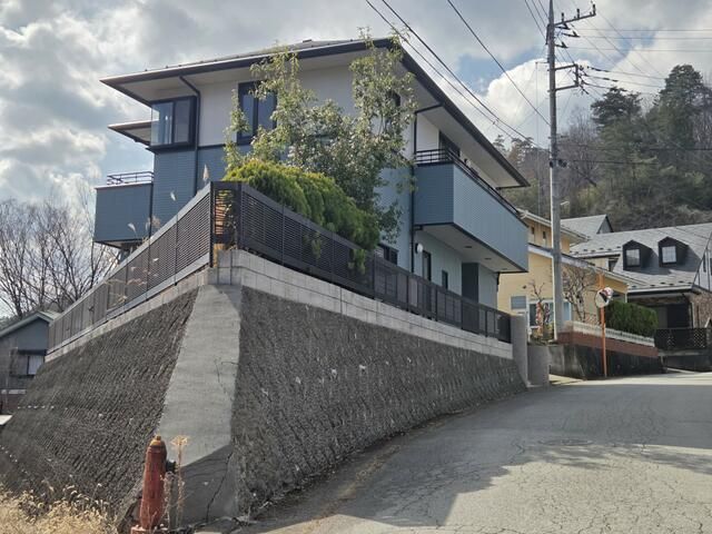 4-Bedroom House for Sale in Tsuru City, Yamanashi - Thumbnail 2