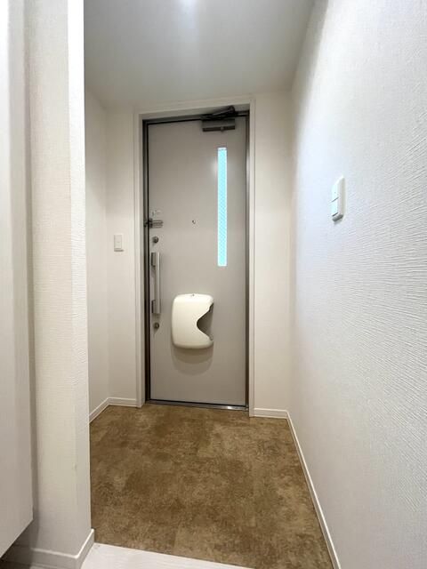 1K Apartment for Rent in Tsuru City, Yamanashi - Thumbnail 2