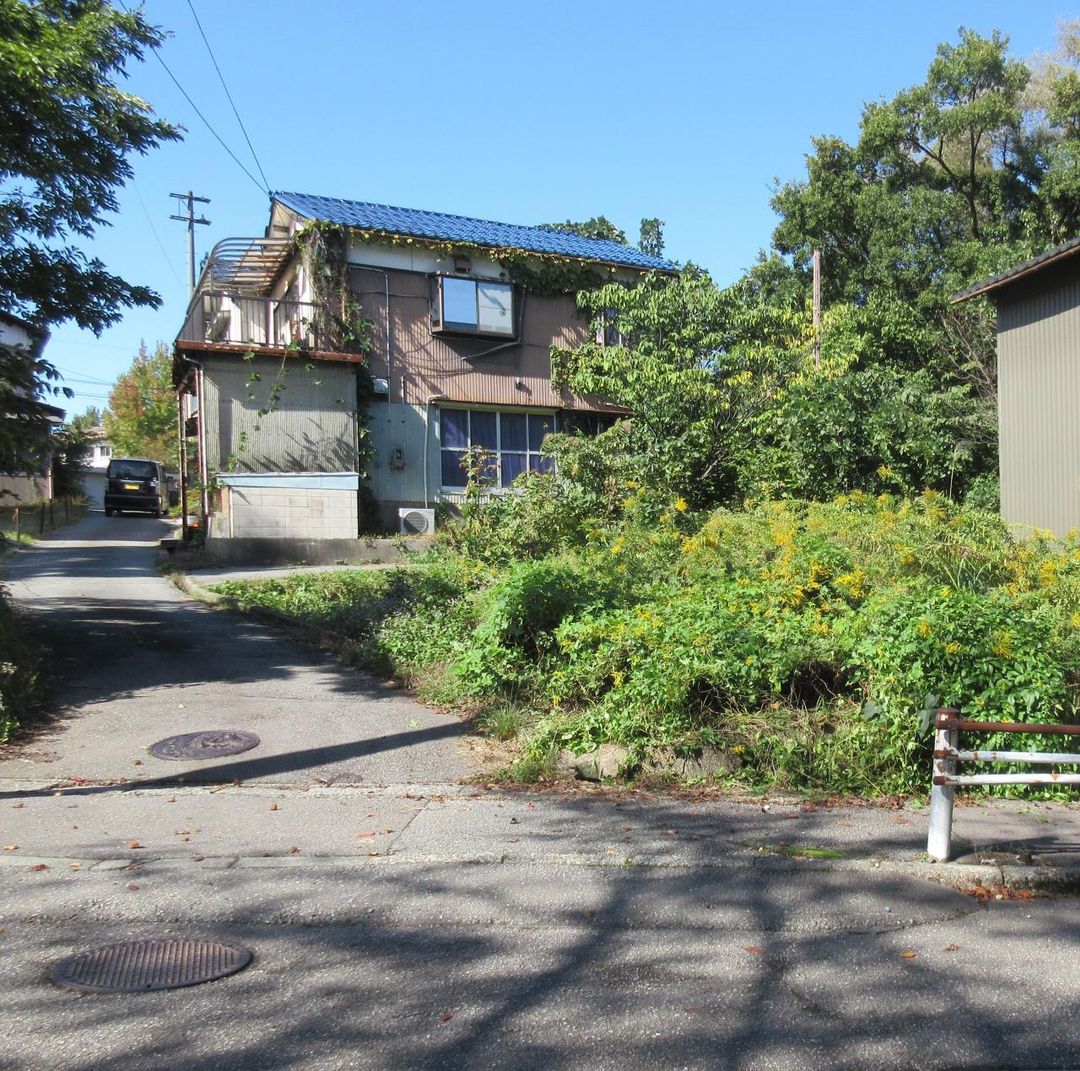Residential Land for Sale in Kaga City, Ishikawa - Thumbnail 2