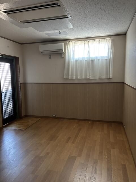 Commercial Space for Rent in Ryugasaki, Ibaraki - 147 sqm - Thumbnail 2