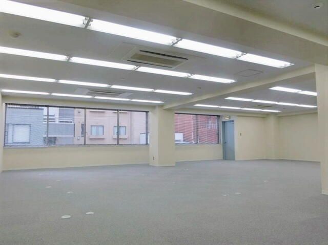 Yokosuka Office for Rent - 129.74 sqm in SRC Building - Image 1