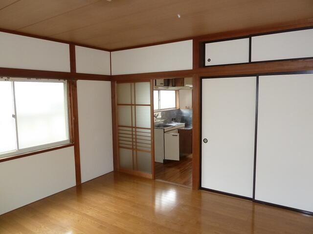 1K Apartment for Rent in Sendai, Miyagi - 26.5 sqm - Thumbnail 4