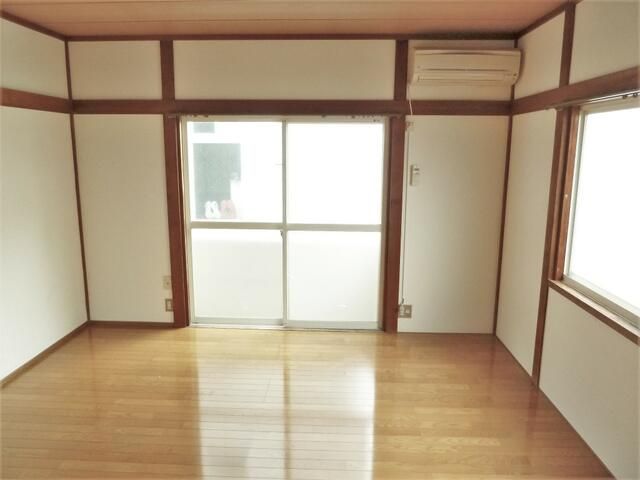 1K Apartment for Rent in Sendai, Miyagi - 26.5 sqm - Thumbnail 2